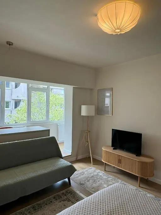 Apartment Luxury Studio Near University Square Bucharest