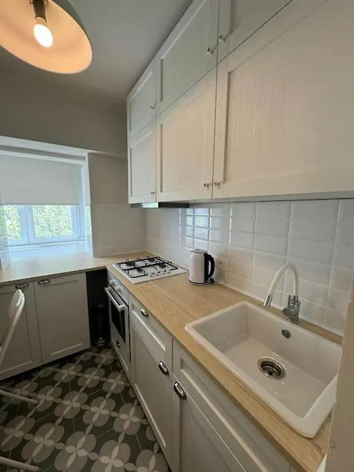 Luxury Studio Near University Square Bucharest