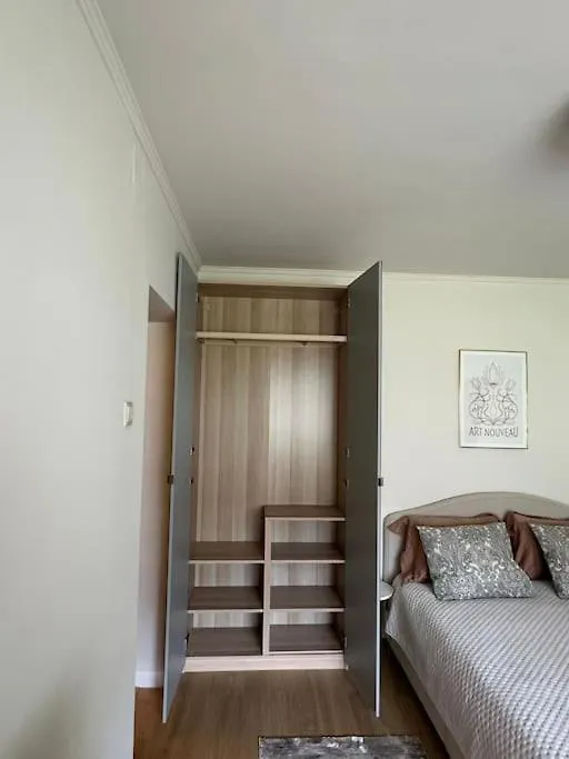Luxury Studio Near University Square Bucharest